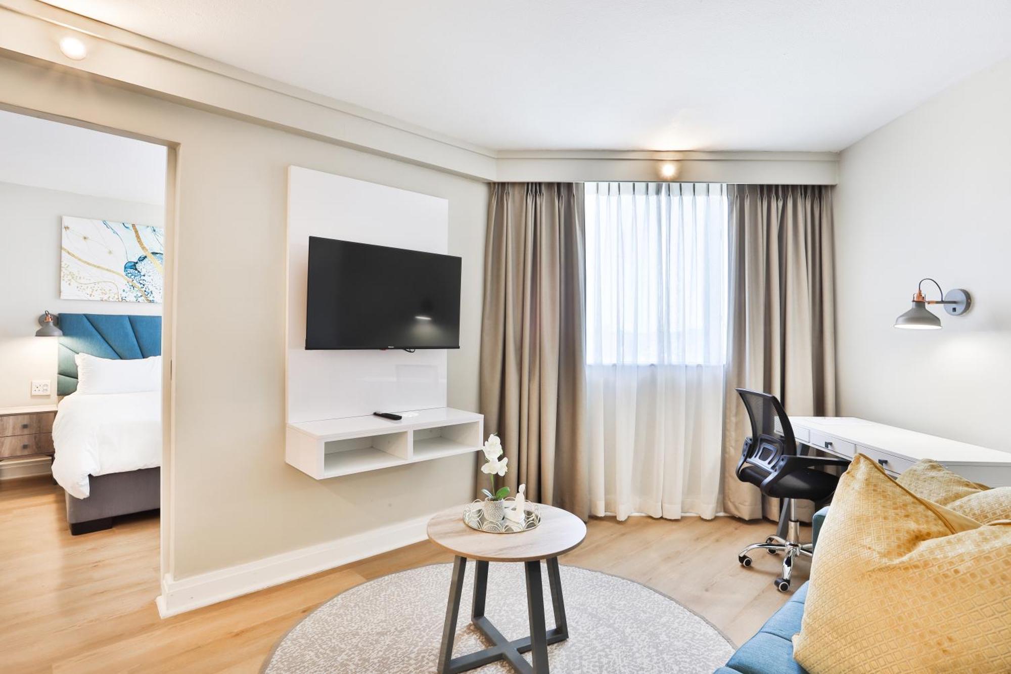 Rh Hotel Претория Экстерьер фото