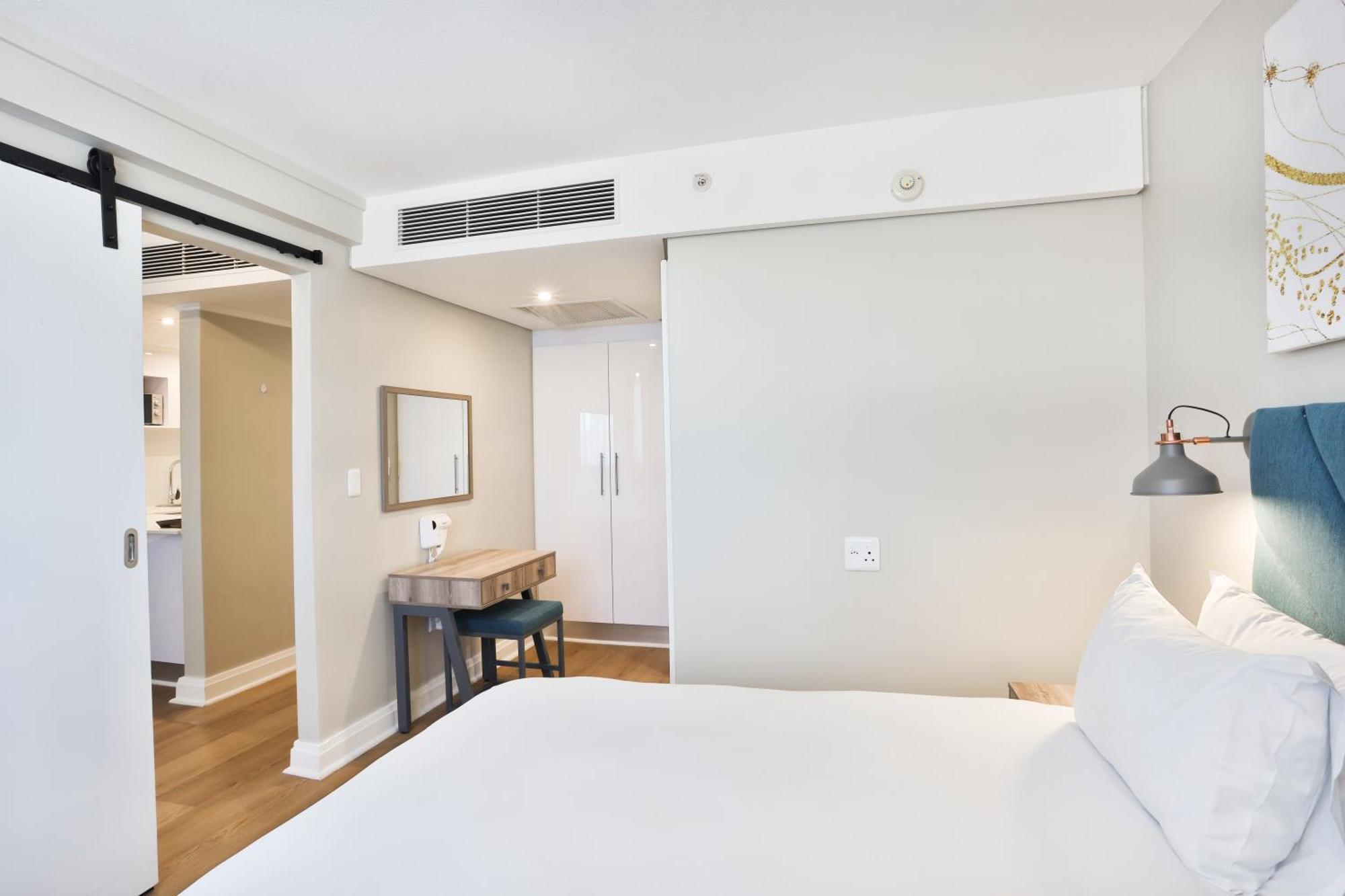 Rh Hotel Претория Экстерьер фото